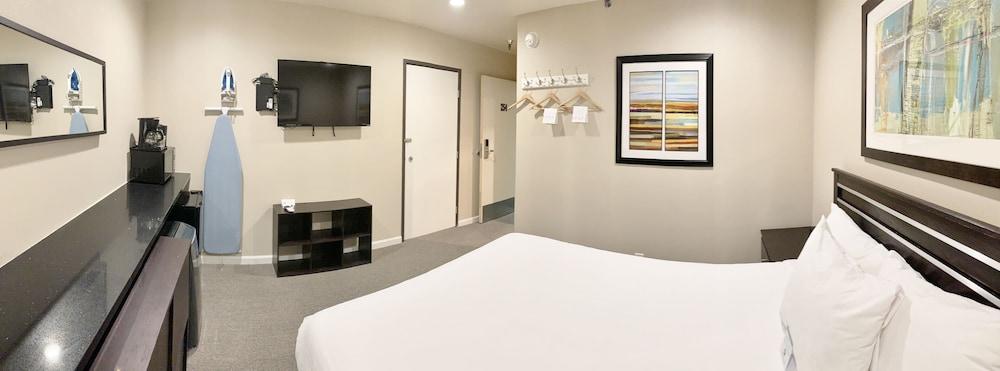 Redac Gateway Hotel 3*